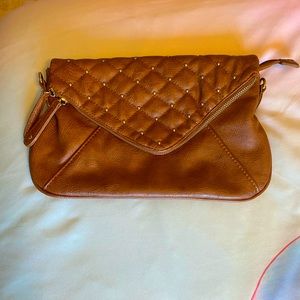 4/$20 Street Level Brown Clutch